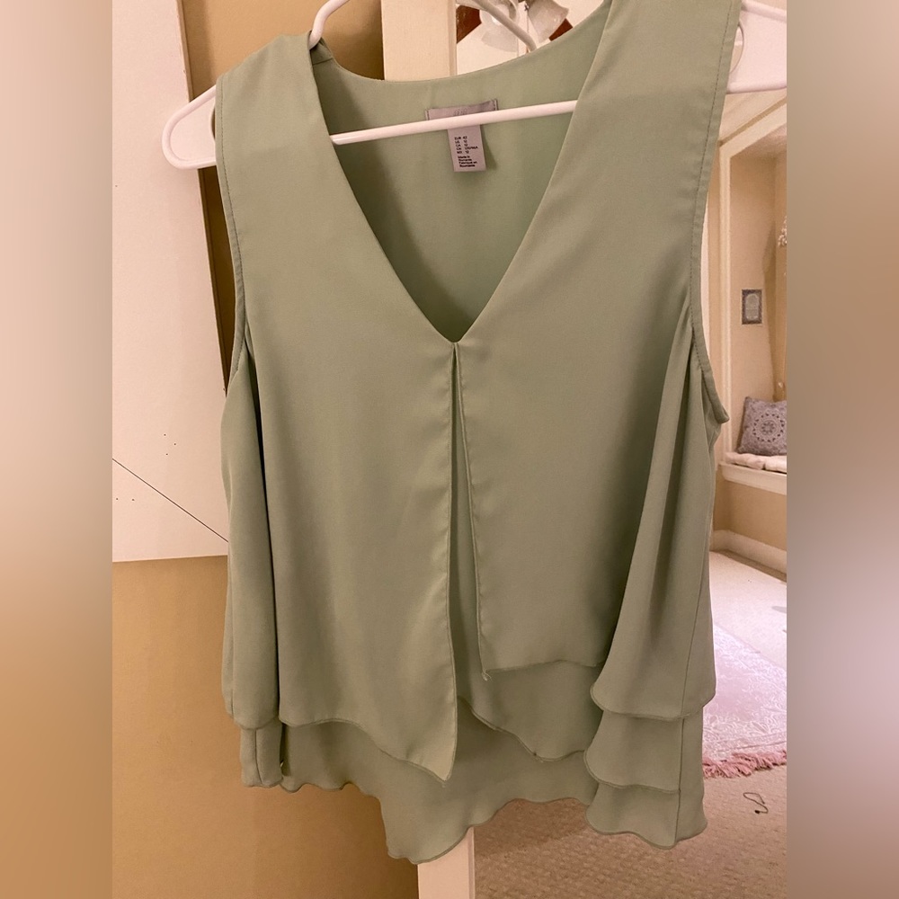 Flowy Sleeveless Blouse
